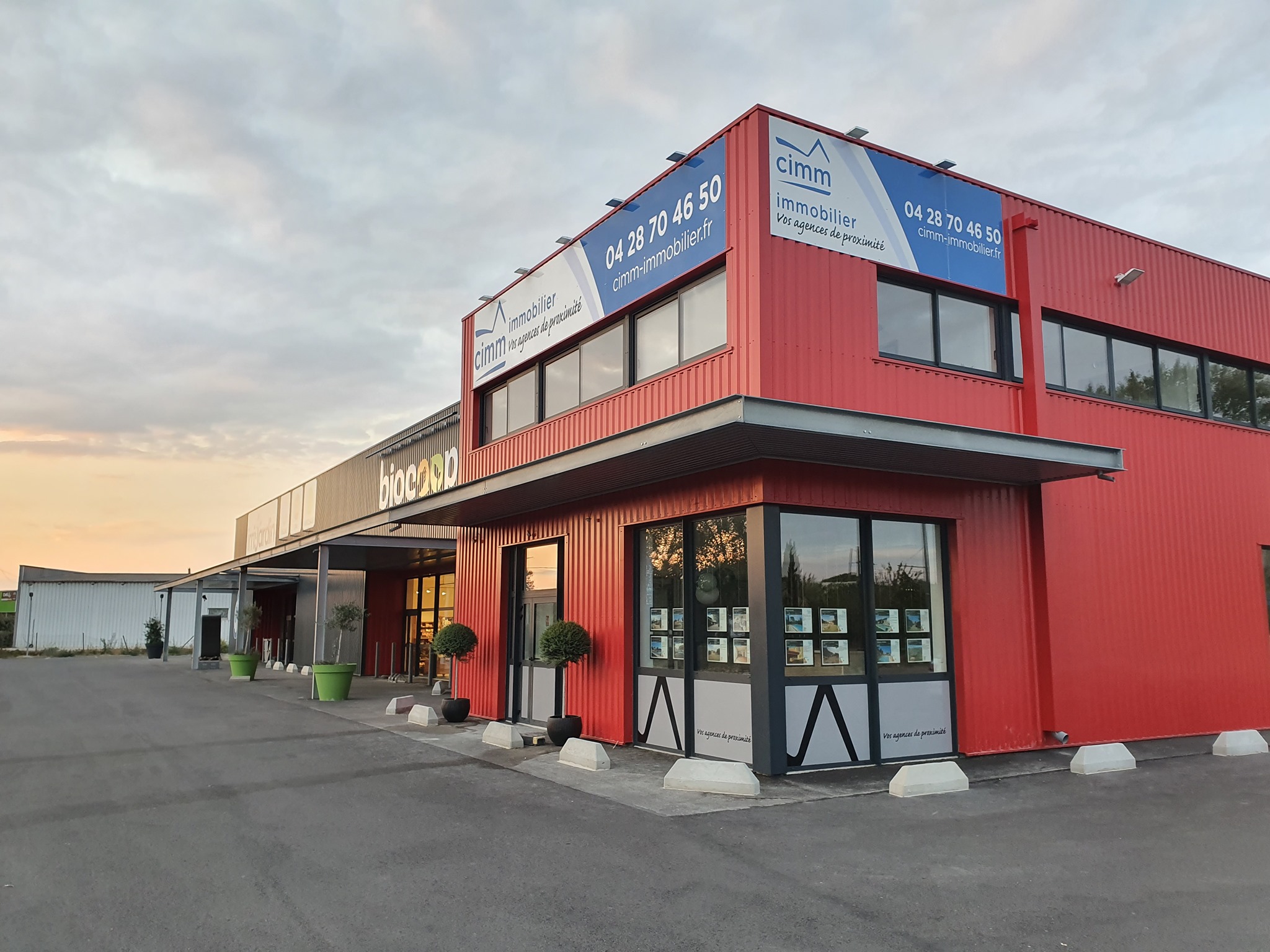 Illustration de CIMM IMMOBILIER LE THOR